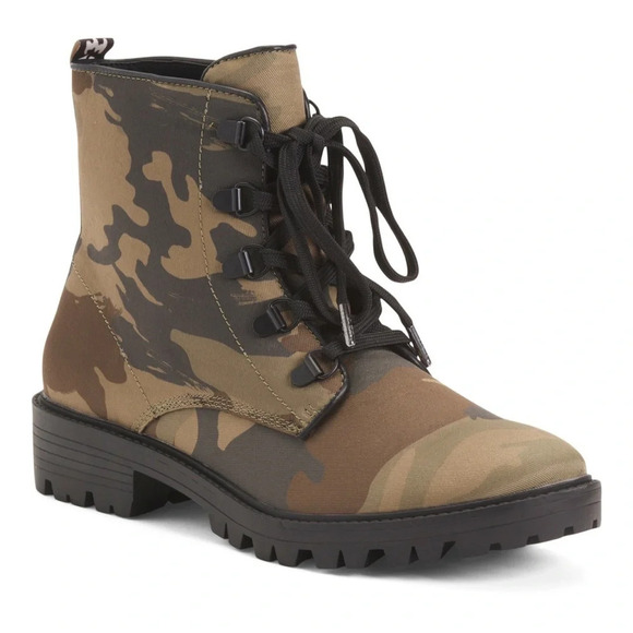 NEW!!! 🔥 Kendall & Kylie camo combat boots, size  6 - Picture 2 of 5